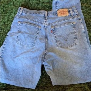 Levi’s 550 Classic Relaxed Tapered Jeans